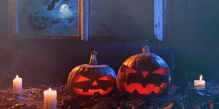 How to make your home the spookiest on the block using tech