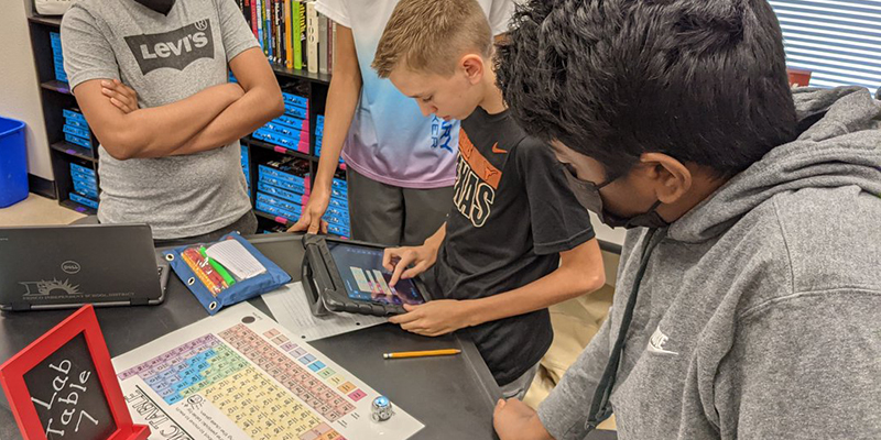 September Ozothings - STEAM lessons and activities in the classroom for students